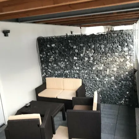 Apartamento Einliegerwohnung Mit Terrasse *