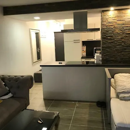 Einliegerwohnung Mit Terrasse Apartamento Friedrichshafen