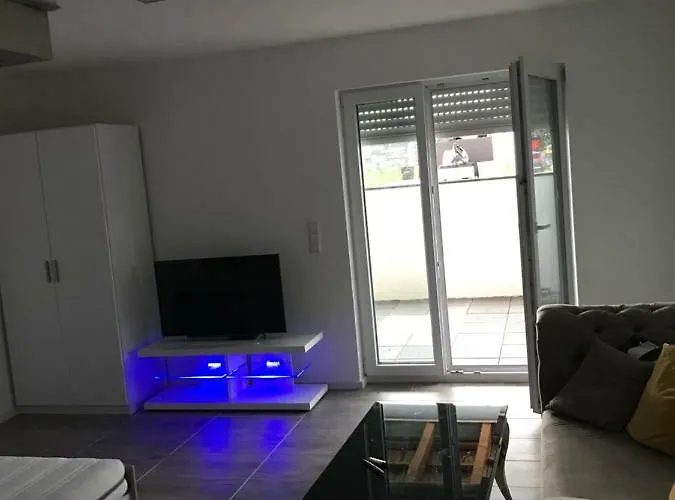 Einliegerwohnung Mit Terrasse Διαμέρισμα *